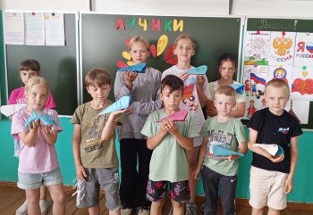 Тринадцатый день работы пришкольного лагеря.